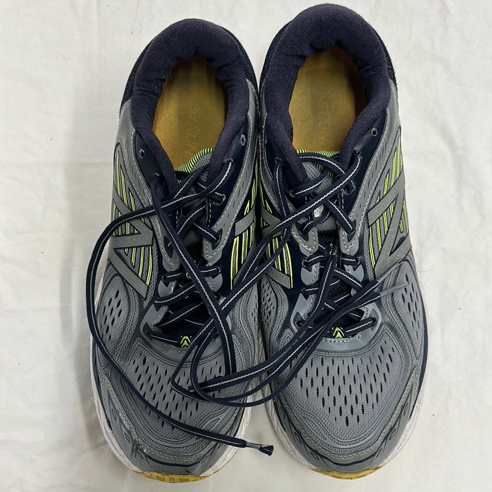 Men's Gray and Yellow Athletic Shoes